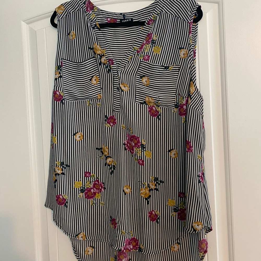 Floral top; great for warm weather